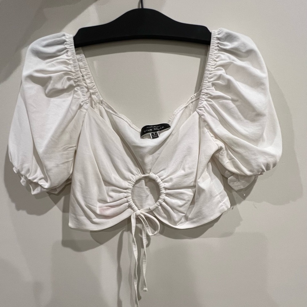 BUNDLE 2 front tie crop tops size small